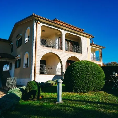 Silvia Apartmán